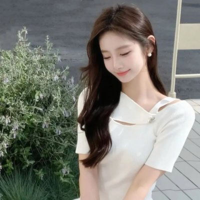 皮裘大衣女人